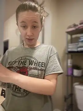 sage  marie online show from December 16, 2024, 2:49 pm