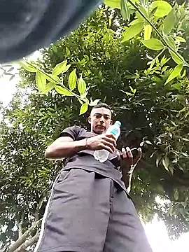 Demiansteven2 online show from October 17, 2025, 6:10 pm