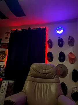 Snapshot of GersonGil1 chatting on October 28, 2025, 3:10 am GersonGil1 online show from October 28, 2025, 3:10 am