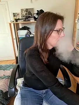 SpiceLea online show from January 17, 2025, 3:11 pm