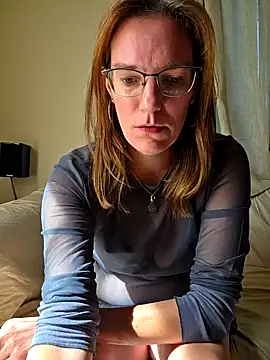 SpiceLea online show from September 16, 2025, 10:16 am