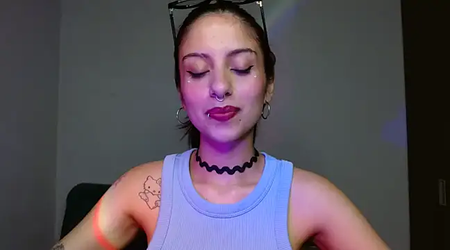 Ary Pieerce online show from December 20, 2024, 11:47 pm