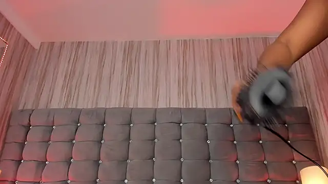 Snapshot of Poacahontasfg chatting on October 24, 2025, 3:58 am Poacahontasfg online show from October 24, 2025, 3:58 am