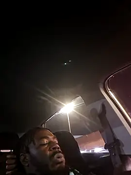 Snapshot of MRHANDSOME3800 chatting on October 28, 2025, 4:05 am MRHANDSOME3800 online show from October 28, 2025, 4:05 am