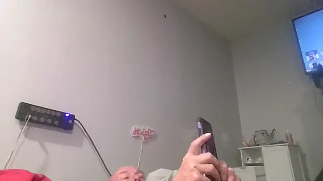 deepinnnnn online show from November 8, 2025, 4:34 am