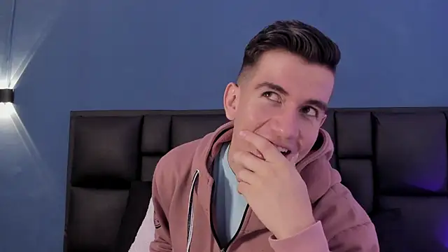 MikaelSlow online show from October 2, 2025, 4:19 am