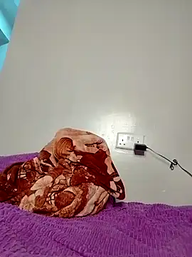 SquirtQueen222 online show from December 22, 2024, 12:28 am