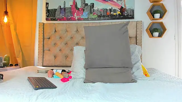 Anya Texas online show from January 29, 2025, 7:00 pm