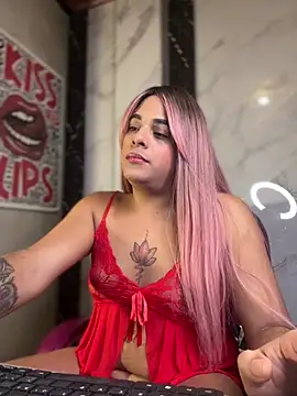 Snapshot of tattys_sexy chatting on March 21, 2026, 3:33 am tattys sexy online show from March 21, 2026, 3:33 am