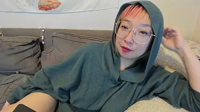 luxgray online show from December 21, 2024, 2:19 am