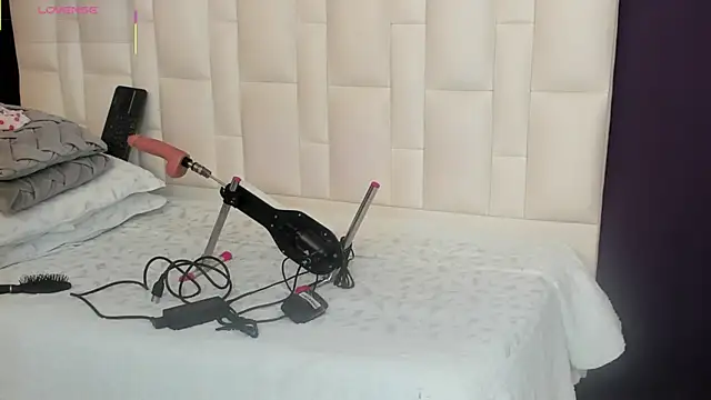 Snapshot of brithanyadams23 chatting on October 4, 2025, 3:37 am brithanyadams23 online show from October 4, 2025, 3:37 am