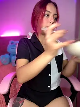 YovngBaby online show from October 22, 2025, 2:12 am