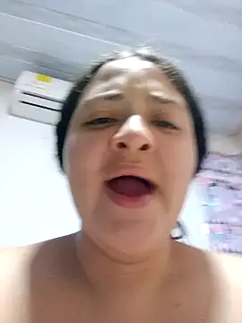 Liancy online show from November 14, 2025, 2:43 am