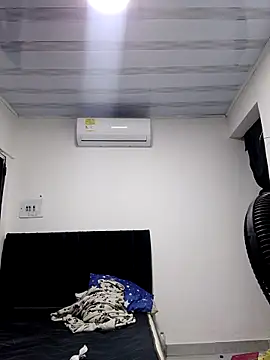 Liancy online show from April 7, 2026, 11:59 pm