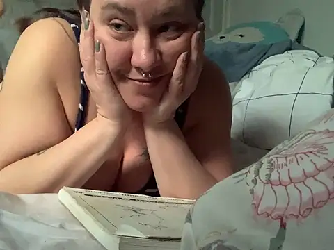 BuziCycki online show from March 3, 2025, 7:06 pm