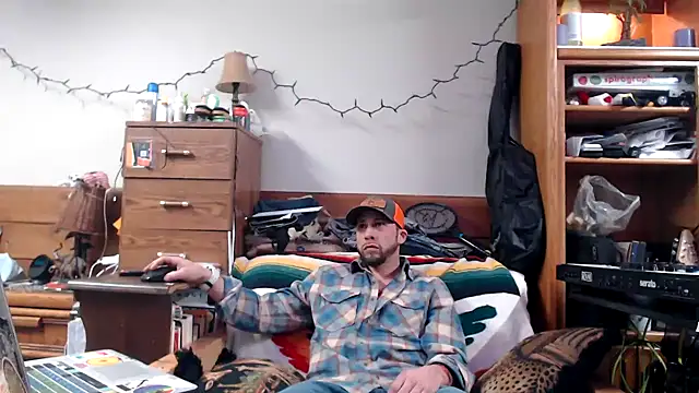 tongueispowerr6d9 online show from February 6, 2025, 4:42 am