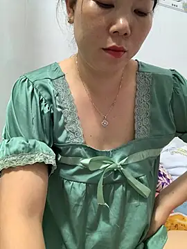 Baby-bigtits online show from February 13, 2025, 1:15 pm