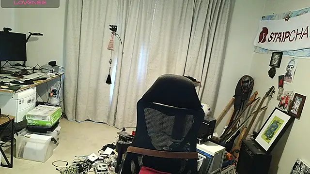 Snapshot of Rock_Pierce chatting on May 16, 2026, 10:41 pm Rock Pierce online show from May 16, 2026, 10:41 pm