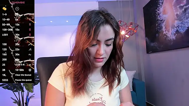 IsabellaaJoness online show from October 22, 2025, 1:00 pm