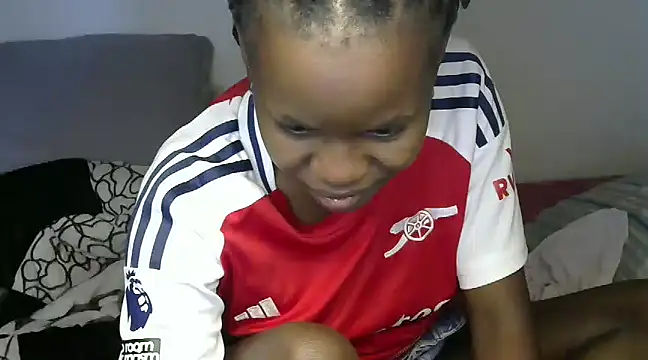 sweet rozie online show from March 14, 2025, 12:40 pm