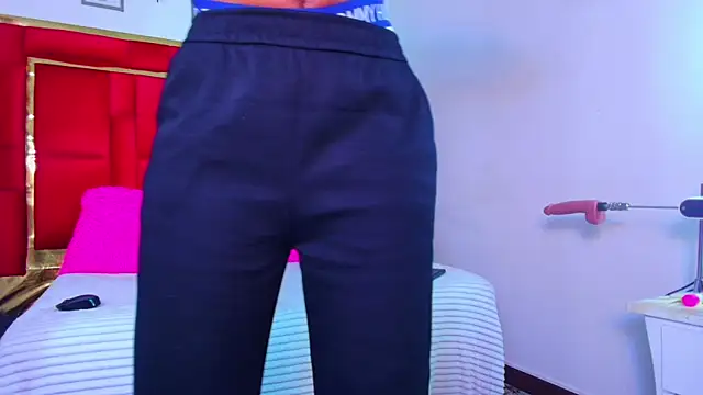 CoralHarrinson online show from September 20, 2025, 5:25 pm