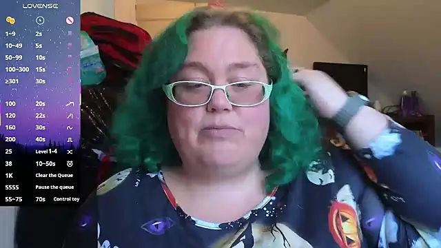 EmberCum online show from October 16, 2025, 10:00 pm