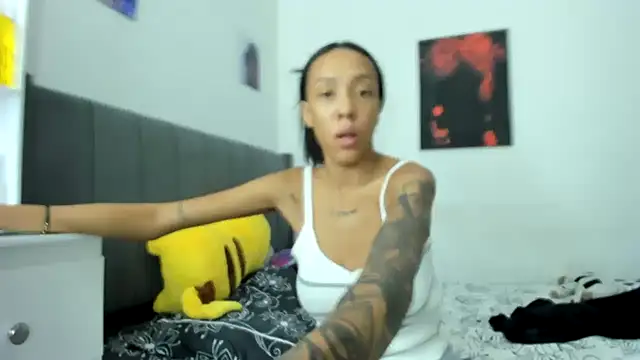 Snapshot of Laizasamantha2 chatting on January 14, 2025, 12:33 am Laizasamantha2 online show from January 14, 2025, 12:33 am