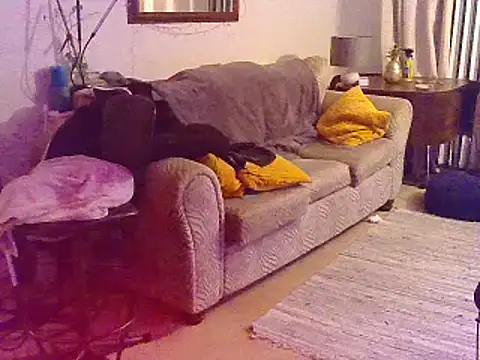 bibananaman online show from January 8, 2025, 1:21 am