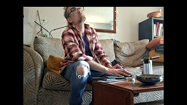 bibananaman online show from January 27, 2025, 1:19 pm