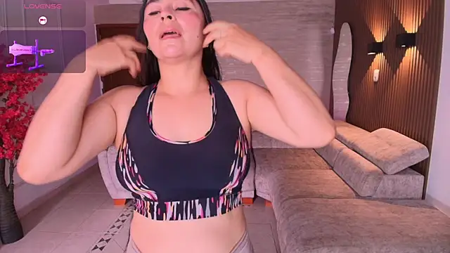 Anna parkker  online show from March 27, 2026, 7:13 pm