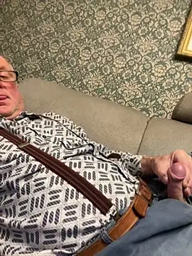 Snapshot of oldgayman chatting on October 7, 2025, 4:53 am oldgayman online show from October 7, 2025, 4:53 am