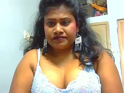 sexy roma online show from December 21, 2024, 9:23 am