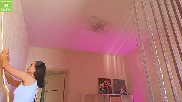 Snapshot of Katy_perry_ chatting on October 16, 2025, 3:40 am Katy perry online show from October 16, 2025, 3:40 am