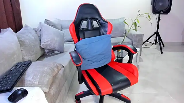 Snapshot of ashleyxlove1 chatting on March 27, 2026, 11:21 am ashleyxlove1 online show from March 27, 2026, 11:21 am