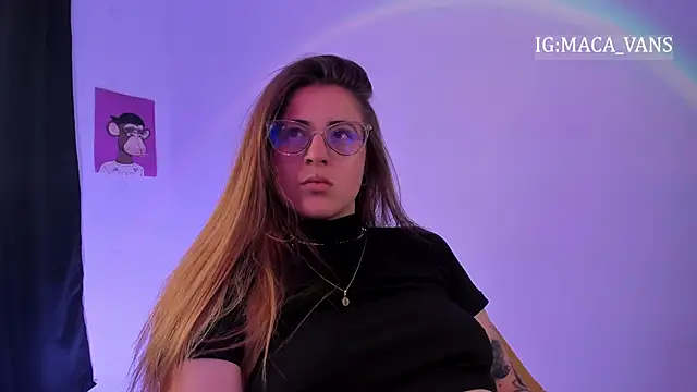 Snapshot of tekila__ chatting on January 20, 2025, 11:32 pm tekila online show from January 20, 2025, 11:32 pm