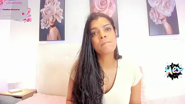 Snapshot of Sweetdreamses_ chatting on February 2, 2025, 12:46 pm Sweetdreamses online show from February 2, 2025, 12:46 pm