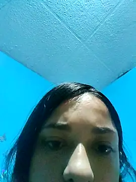 Snapshot of evelyn_prince1 chatting on November 13, 2025, 10:03 am evelyn prince1 online show from November 13, 2025, 10:03 am