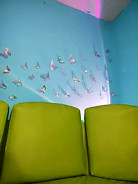 evelyn prince1 online show from March 18, 2026, 2:26 am