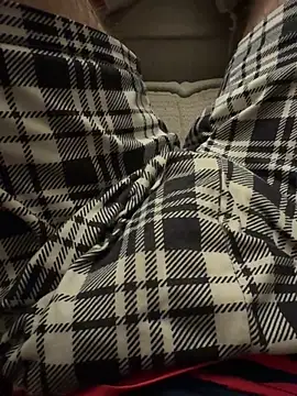 EE123458 online show from February 13, 2026, 2:40 am