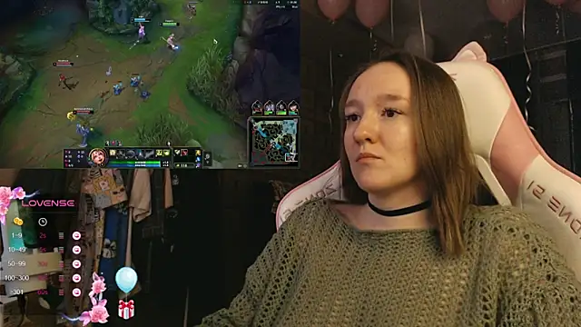 Snapshot of MoonlishSiren chatting on January 10, 2026, 10:03 pm MoonlishSiren online show from January 10, 2026, 10:03 pm