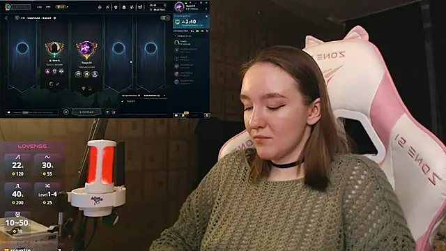 Snapshot of MoonlishSiren chatting on February 9, 2026, 9:08 pm MoonlishSiren online show from February 9, 2026, 9:08 pm