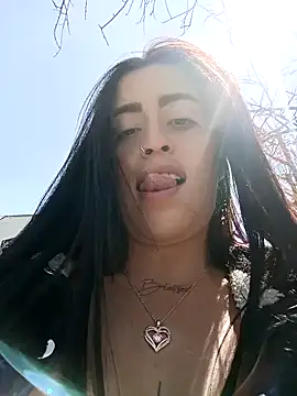 Freyja300 online show from January 20, 2025, 5:37 pm