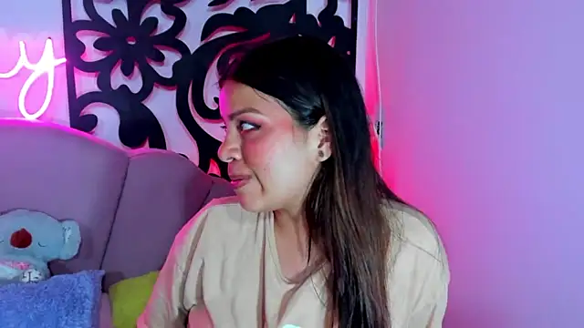 your little naughty1 online show from December 28, 2024, 3:37 am