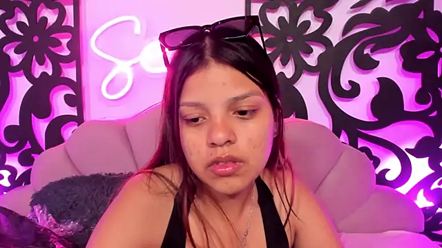 your little naughty1 online show from January 11, 2025, 10:29 am