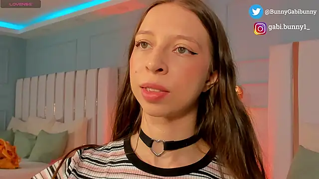 gabi bunny online show from May 29, 2026, 5:22 pm