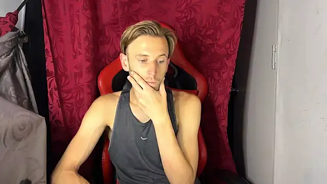 Snapshot of aquilesmade chatting on September 26, 2025, 1:04 pm aquilesmade online show from September 26, 2025, 1:04 pm