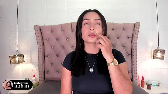 lia sofiia online show from April 11, 2026, 9:13 am