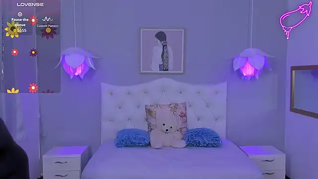 Lisa7 7 online show from October 4, 2025, 12:58 pm