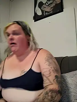 Snapshot of Trans_Girl_next_door420 chatting on April 12, 2026, 7:19 pm Trans Girl next door420 online show from April 12, 2026, 7:19 pm