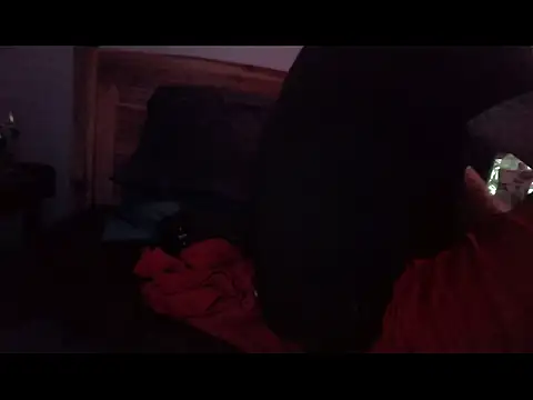 Snapshot of EntozoicLigation chatting on November 6, 2025, 10:10 pm EntozoicLigation online show from November 6, 2025, 10:10 pm